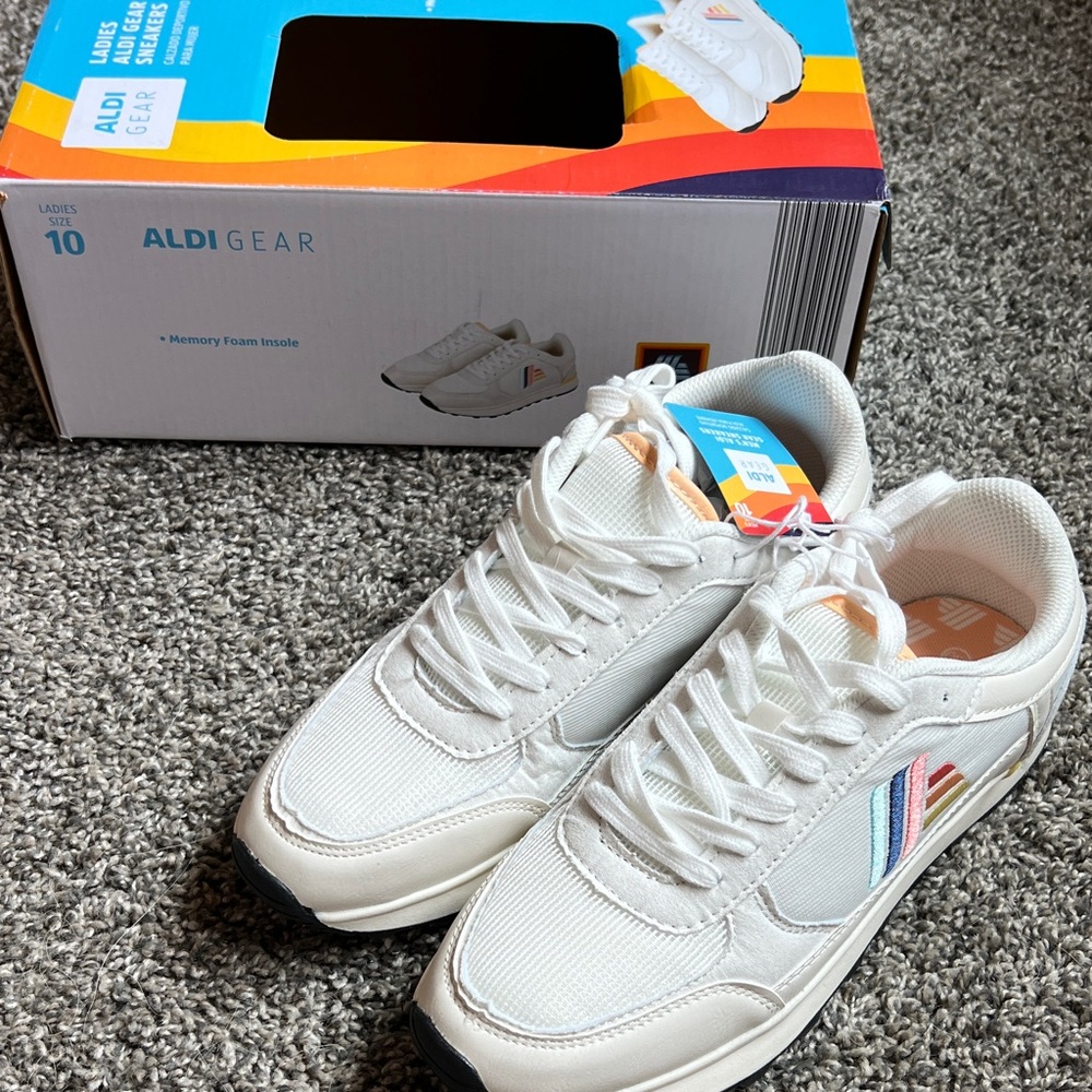 NWT Aldi Gear Women's White Sneakers size 10